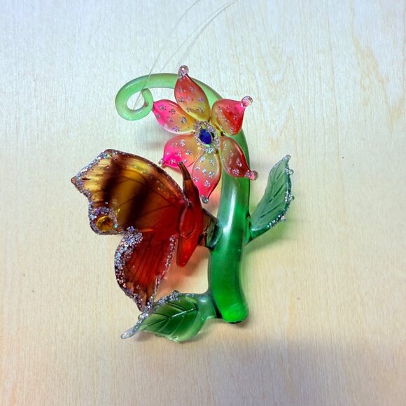 Vintage Ashton Drake Heirloom Butterfly Sunlight and Shadows Glass Ornament - Picture 2 of 16